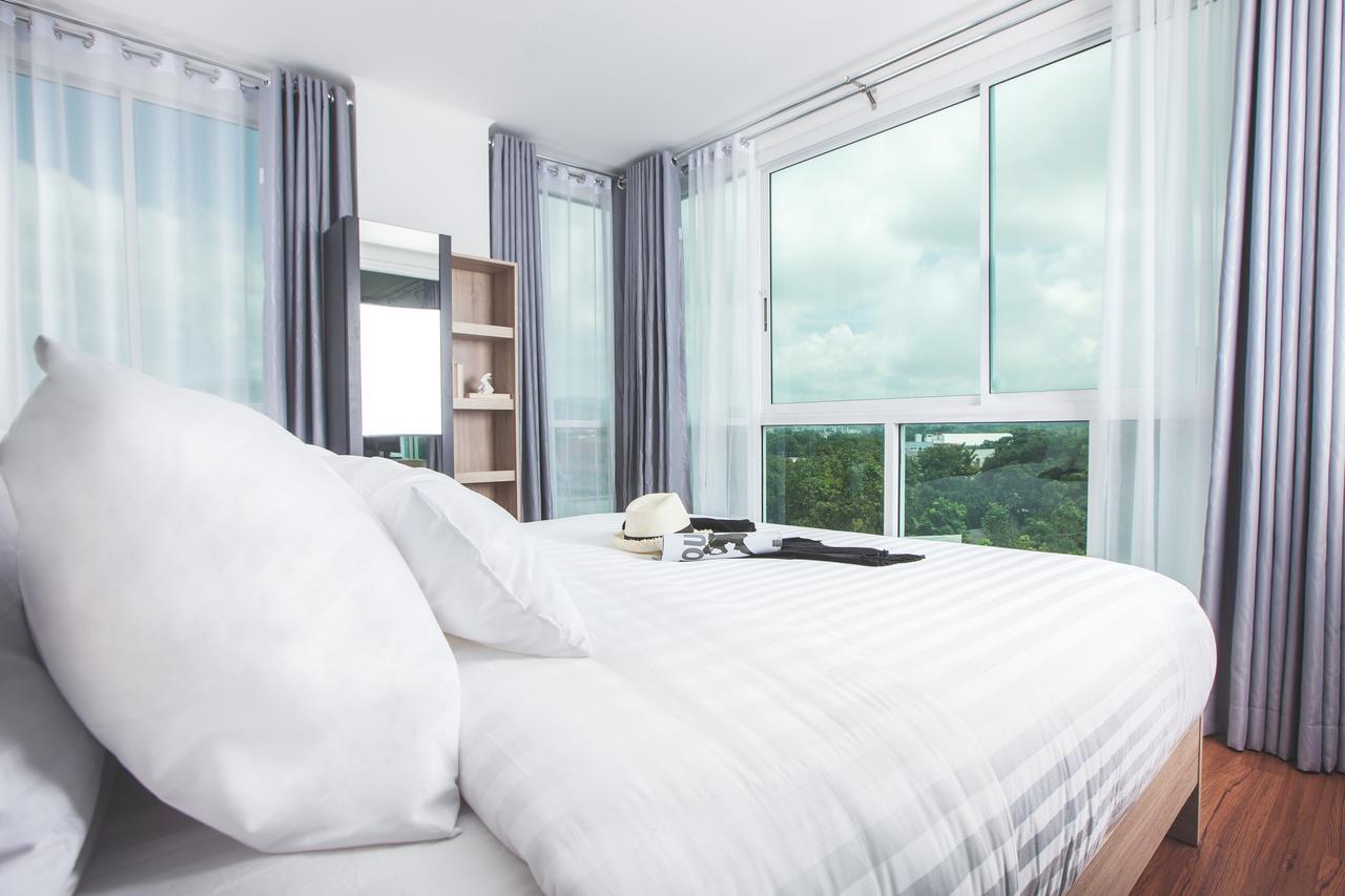 The Wide Condotel - Phuket Phòng bức ảnh